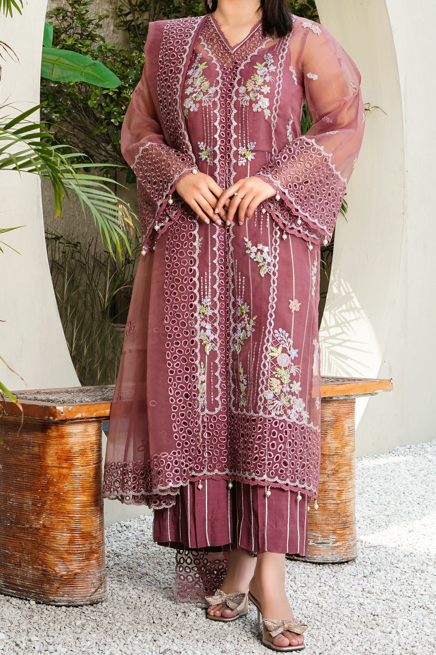 MAYA- 3 PCS - Embroidered