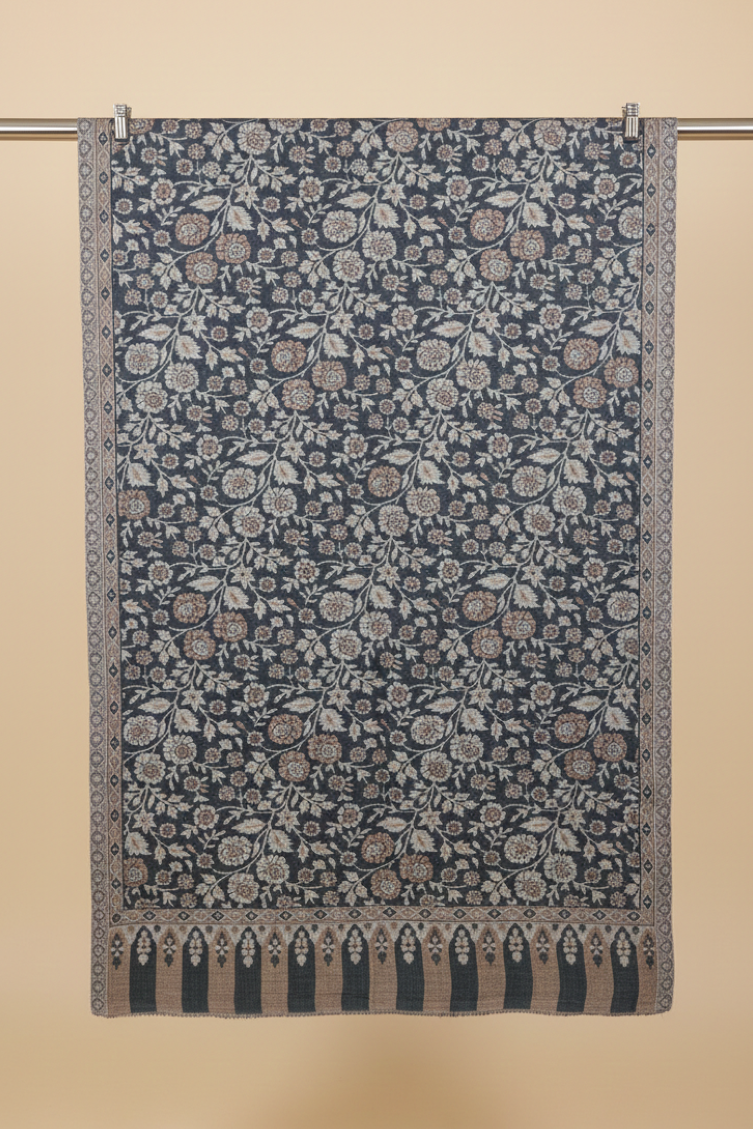 4500 x 5 d (No Name)