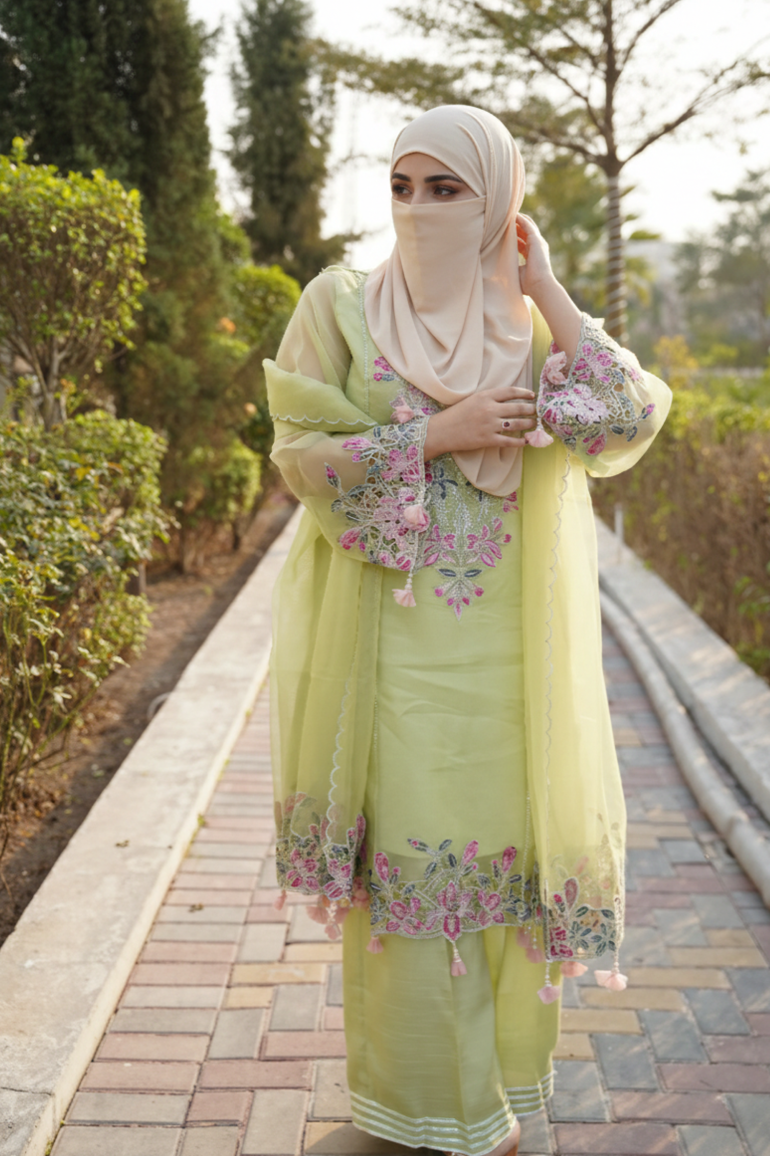MEHRO - 3 PCS - Embroidered
