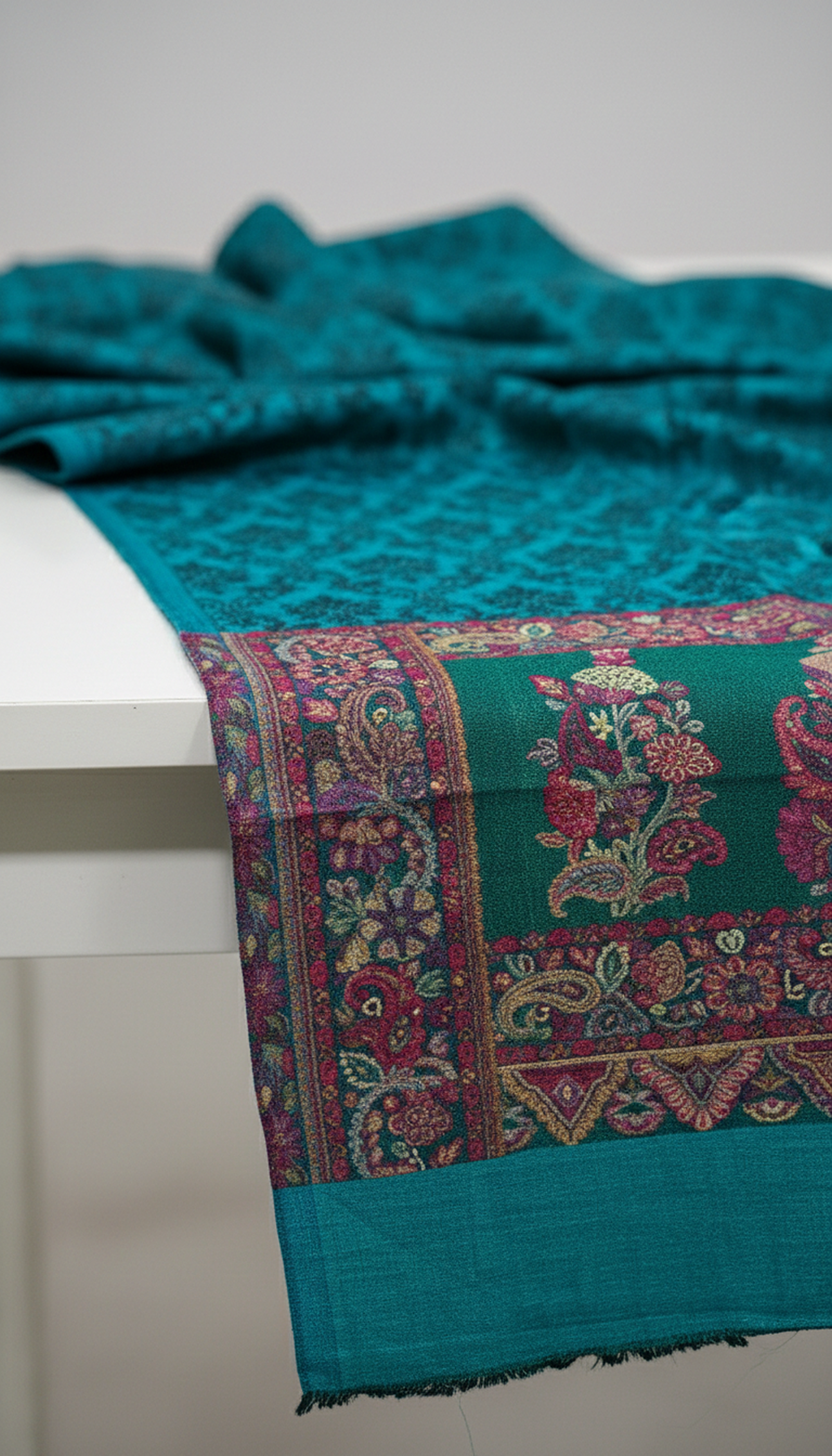 Shahi Palla Shawl