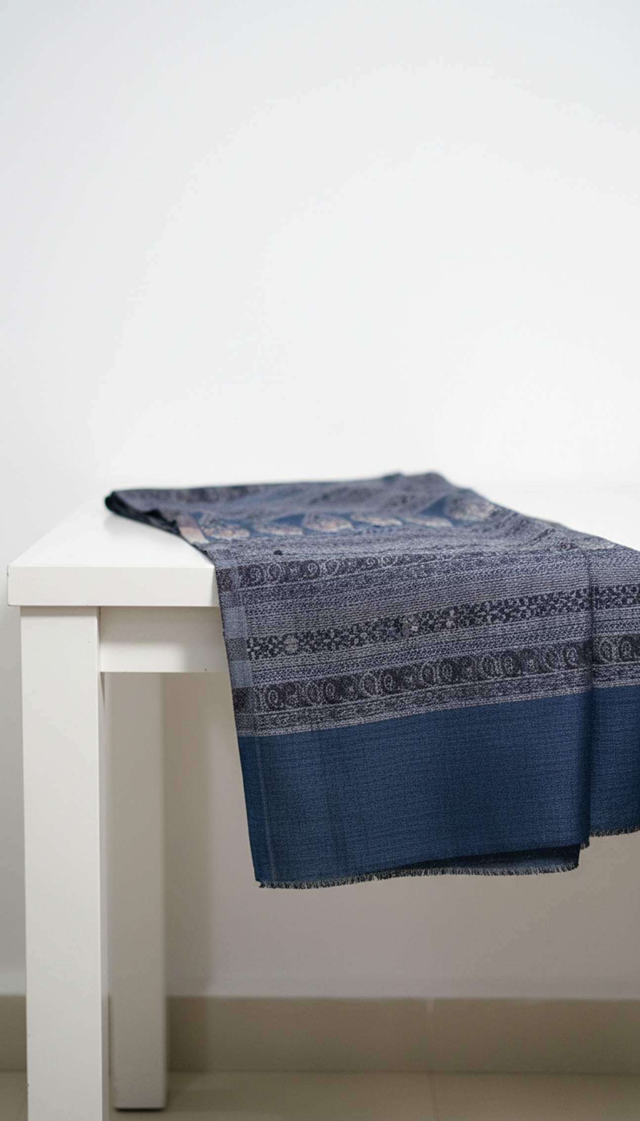 Stripe Kani Shawl
